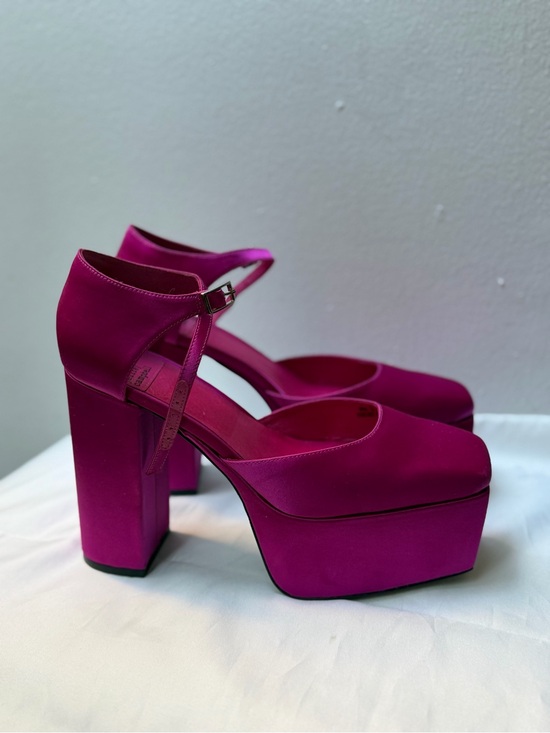 Jeffrey Campbell Shoes - Jeffrey Campbell Over-N-Out fuchsia satin platform block heels magenta  size 8